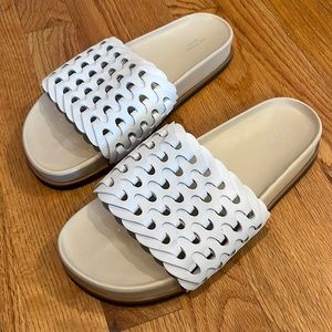 Rag and Bone, white slides,size 9, barely worn